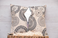 Mandalakissen "Black Zen" mit Kapokfüllung