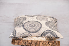 Mandalakissen "Black Zen" mit Kapokfüllung