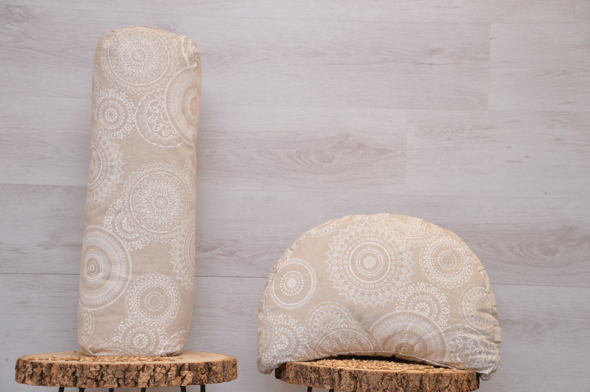 2er-Set Yogakissen (halbmond/rund) & Bolster mit Bio Dinkelspelzen "Balanced Feeling"