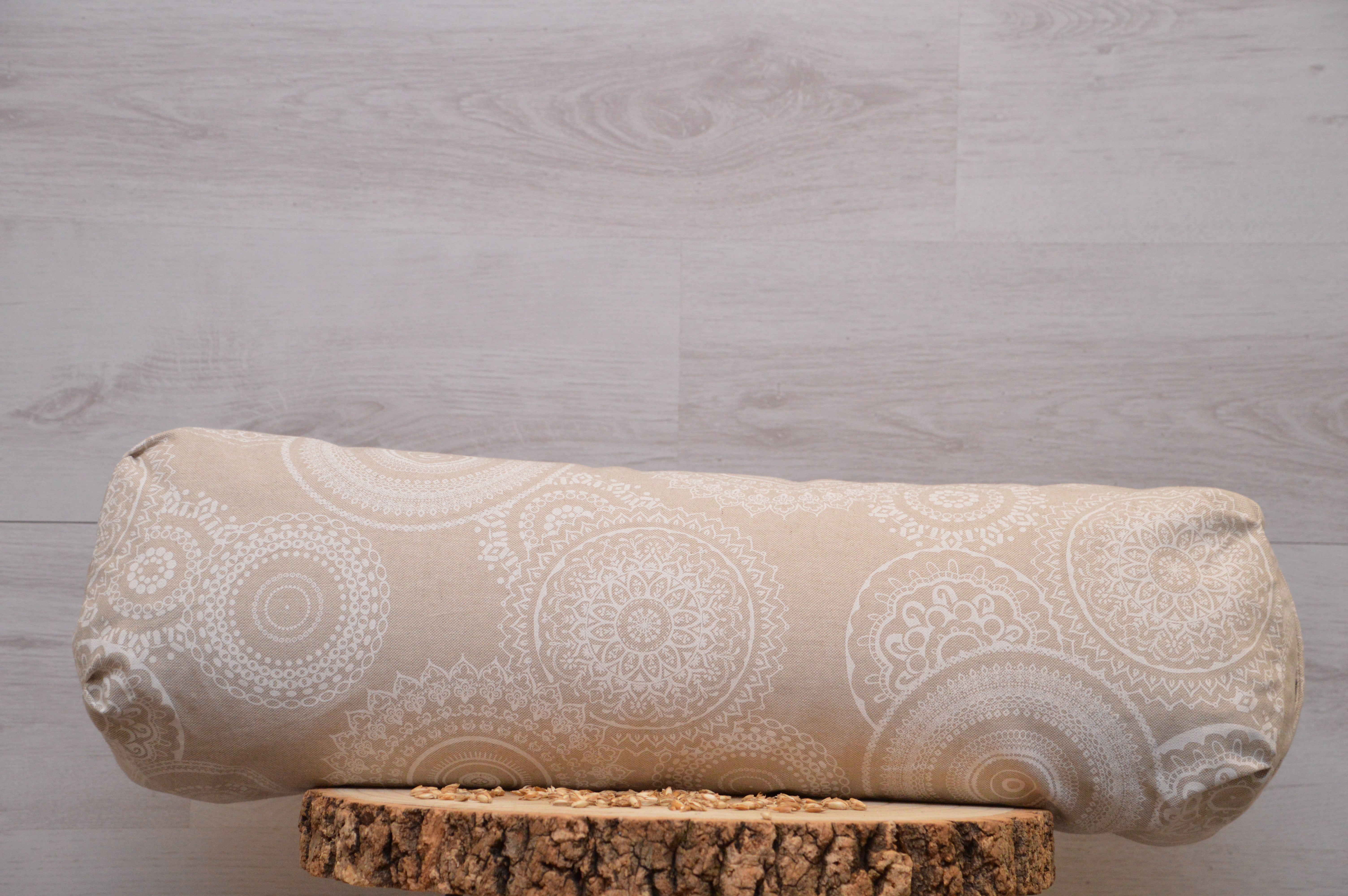 2er-Set Yogakissen (halbmond/rund) & Bolster mit Bio Dinkelspelzen "Balanced Feeling"