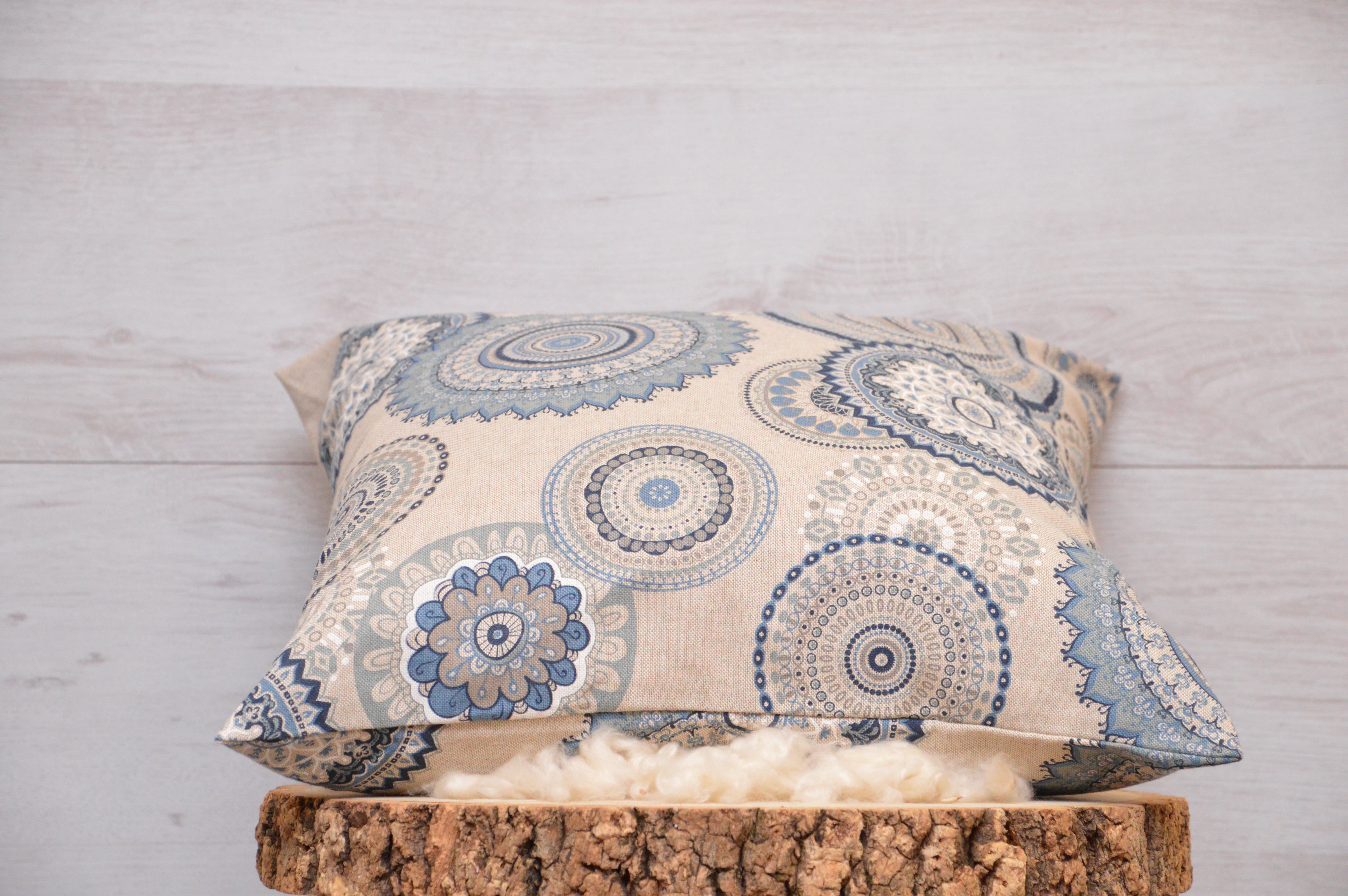 Mandalakissen "Deep Blue" mit Kapokfüllung