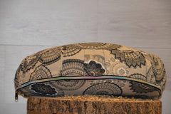 Halbmondkissen " Black Zen "